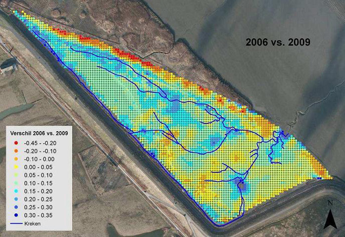 Figure 5. Difference map of the Paardenschor between 2006 and 2009. The positive values refer to sedimentation (yellow to dark blue), the negative to erosion (orange to red). (Speybroeck et al. 2011)